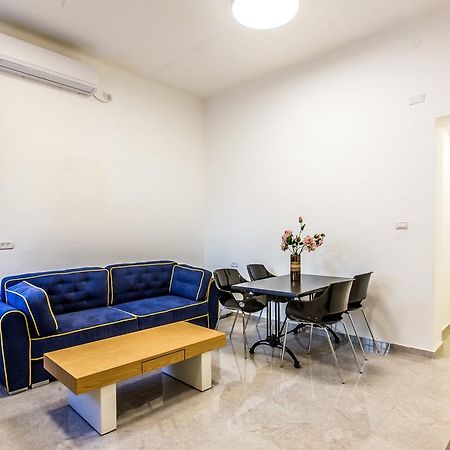 Sunset Beach Apartments Tel Aviv Exterior photo